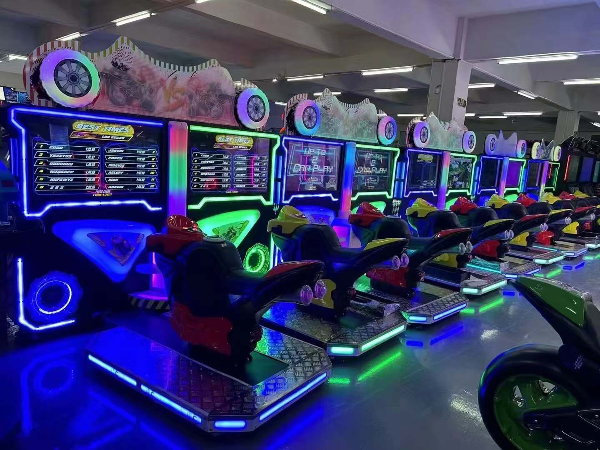探秘潮玩馆：VR、共享街机等多样设备，商场潮玩新体验！